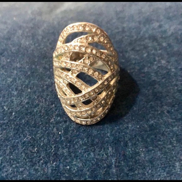 Urban Outfitters Jewelry - Urban Outf sz 8 boho ring silver tone crystals